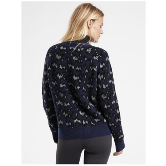 Athleta Hawthorn Textured Crewneck Wool Blend Sweater Navy Animal Print Size 1X - Picture 3 of 8